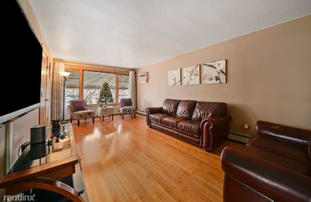 6022 S Komensky Ave 2 - 6022 S Komensky Ave, Chicago, IL 60629