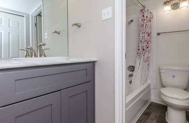 The 910 photos photos The 910 photos photos