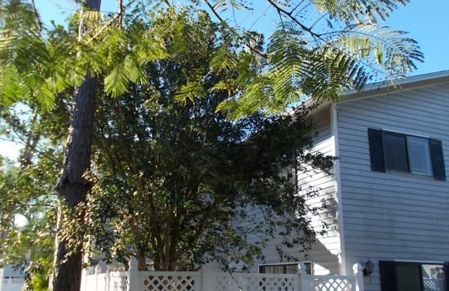 11943 Corinne Lee Ct Apt 102 - 11943 Corinne Lee Court, Pine Manor, FL 33907