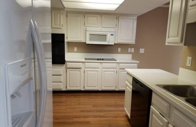 6508 Racquet Wood Ct Gallery 3