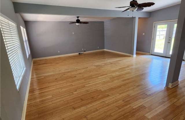 3744 Topeka Street Gallery 2