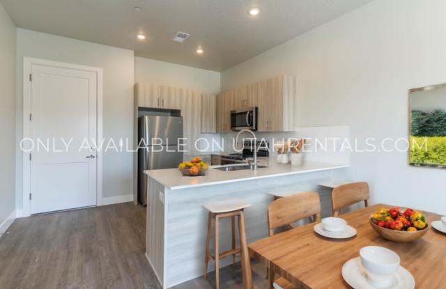 7555 S Main St photos photos