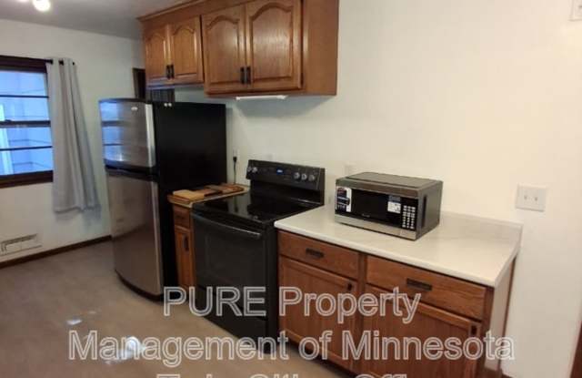 10501 York Ave S - 10501 York Avenue South, Bloomington, MN 55431