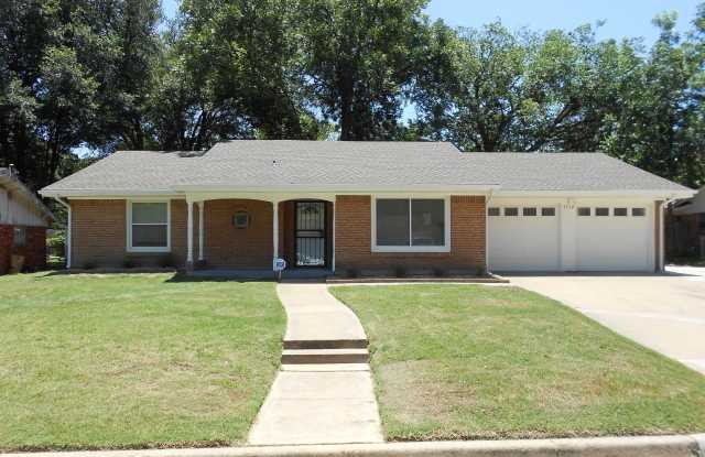 7112 Jewell Ave - 7112 Jewell Avenue, Fort Worth, TX 76112