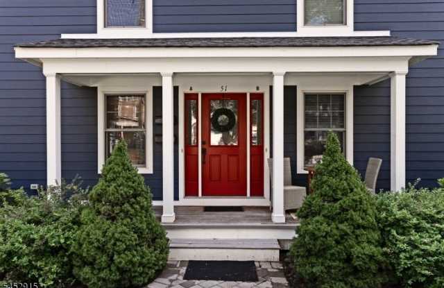 51 Summit Ave, Unit A Gallery 4