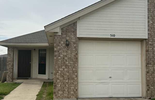 510 Deloris Dr photos photos