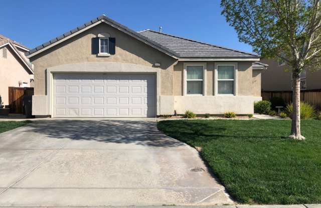 Gorgeous One Story Home built in 2006 with 1654 sq. ft. photos photos Gorgeous One Story Home built in 2006 with 1654 sq. ft. photos photos