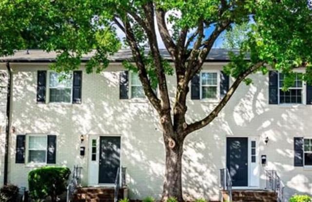 4114 Providence Road - 4114 Providence Road, Charlotte, NC 28211