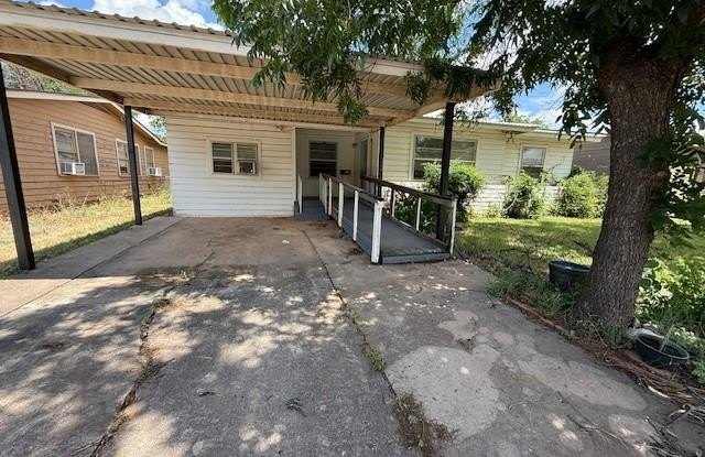 1017 Burger Street - 1017 Burger Street, Abilene, TX 79603 1017 Burger Street - 1017 Burger Street, Abilene, TX 79603