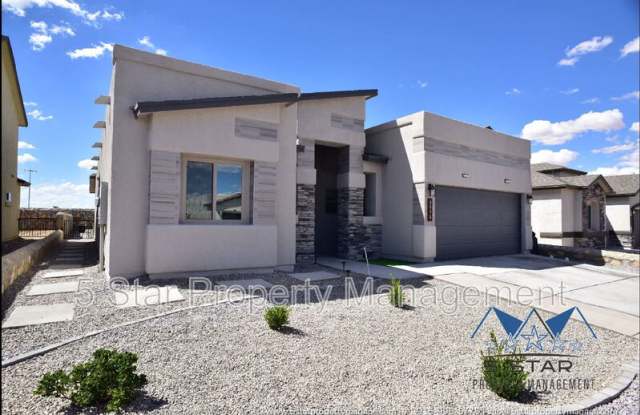 3545 Essence Street !! photos photos