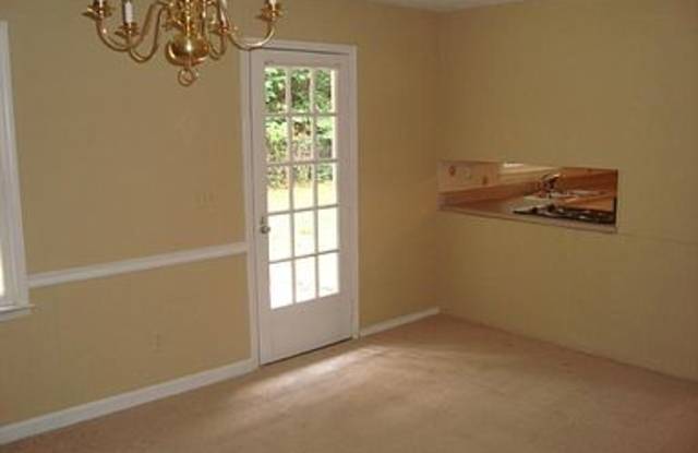 997 Tumblewood Trl, Lawrenceville, GA 30044 Gallery 2