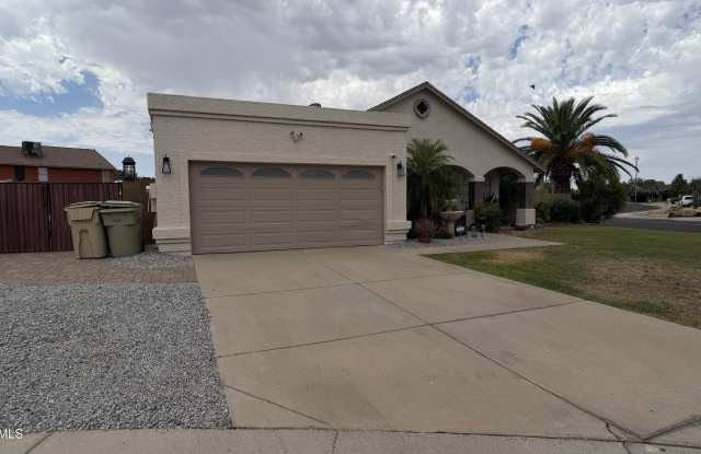 15201 N 61ST Avenue photos photos