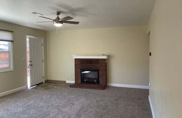 Come Home to a Comfortable and Thoughtfully Updated **3-bedroom, 1-bath duplex** Gallery 1