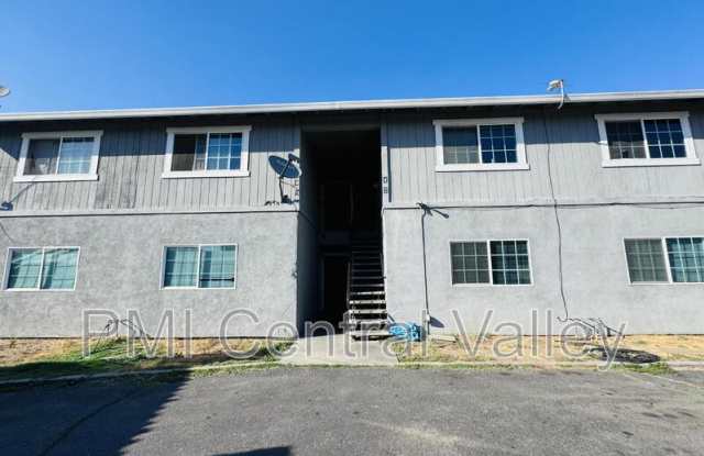 417 Sutter St - 417 Sutter Street, Manteca, CA 95336