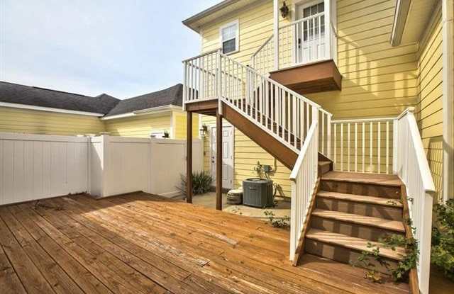 4294 Park Crossing Gallery 2
