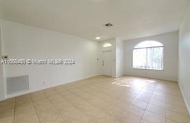 3704 Woodfield Court Gallery 4
