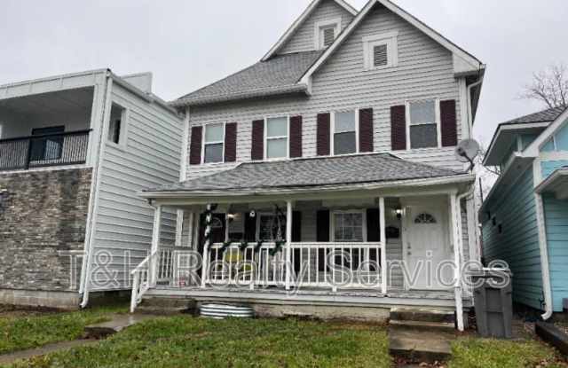 2116 Woodlawn Avenue photos photos