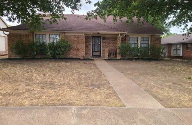 1053 Whitewater Trail - 1053 Whitewater Trail, DeSoto, TX 75115