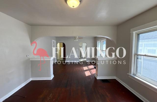 Spacious 3-Bedroom, 1-Bath Home with Garage and Basement in Dayton, Ohio Gallery 3