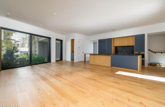 1740 E OCOTILLO Road Gallery 2