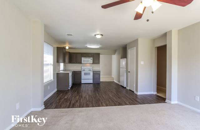 7318 River Pines Drive Gallery 4