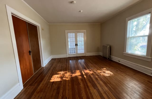 147 Merrick Road - 147 Merrick Road, Lynbrook, NY 11563