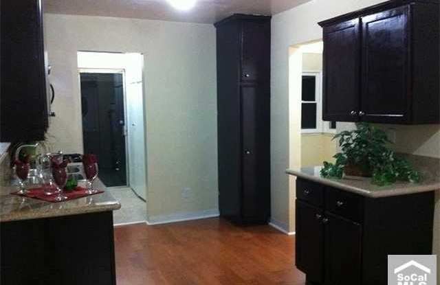 13631 Klondike Avenue Gallery 4