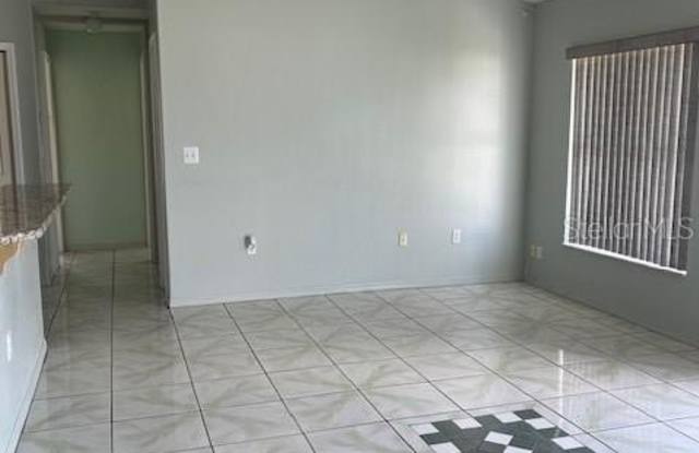 306 CLERMONT Drive Gallery 4