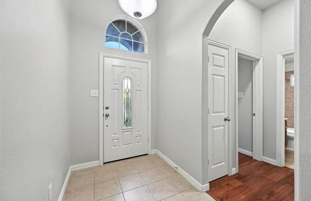 9209 Friendswood Drive Gallery 2