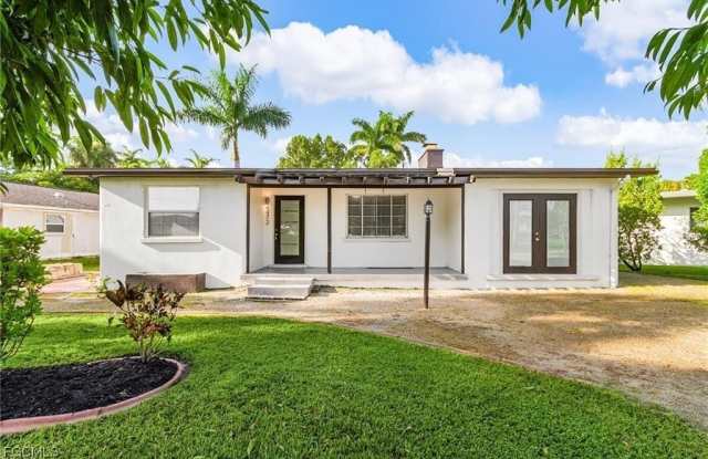 4472 E Riverside Drive photos photos 4472 E Riverside Drive photos photos