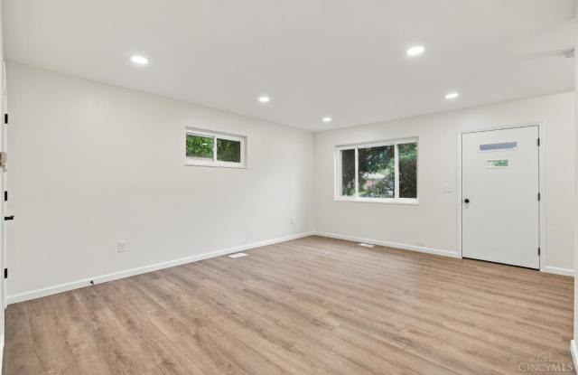 19 Miamiview Drive Gallery 3