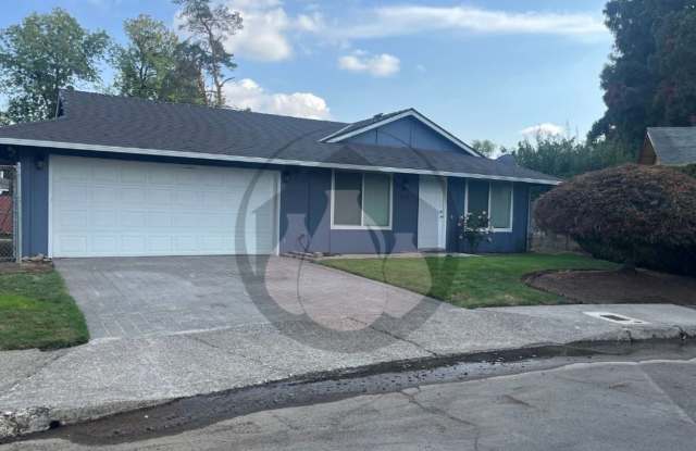 **MOVE IN SPECIAL** $500 OFF First Full Months Rent** 3 Bedroom 1 Bathroom-- Fenced Yard photos photos