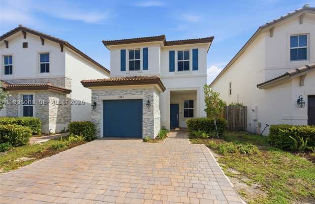 2345 NW 131st Cir Gallery 2