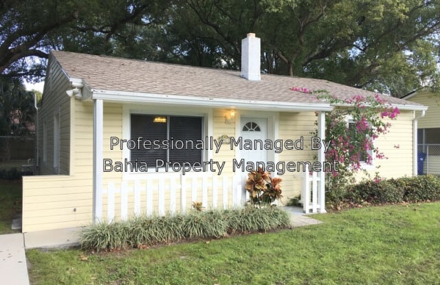 3913 Bay Villa Ave - 3913 West Bay Villa Avenue, Tampa, FL 33629
