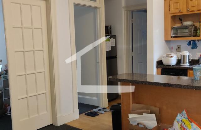 $500 rebate!  Modern Apt w Heat & HW Included!  Near BU Campus!  Parking Available Gallery 4