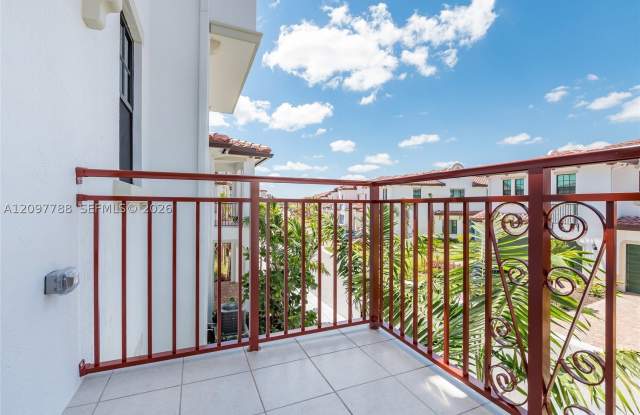 11757 SW 13 Court Gallery 3