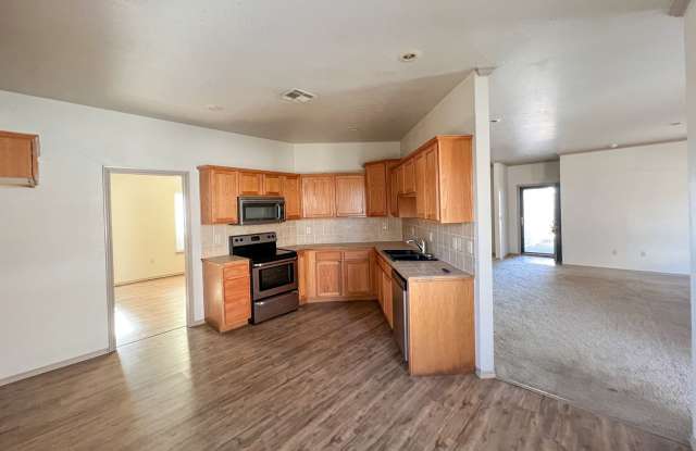 Spacious Layout in N OKC! photos photos