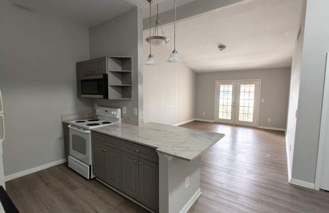 2-Bedroom Condo in The Cove at Pearl Lake | Altamonte Springs Gallery 4