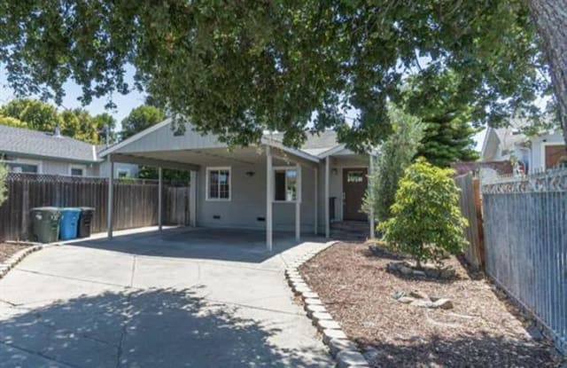 710 Fifth Avenue - 710 5th Avenue, North Fair Oaks, CA 94063