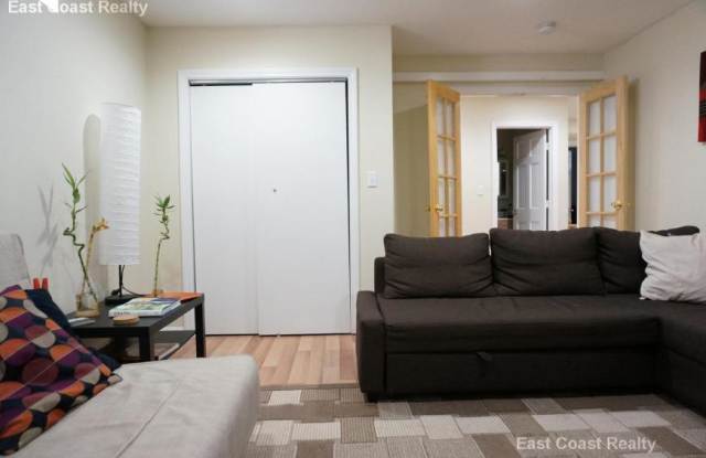 19 Braemore Rd. Gallery 3