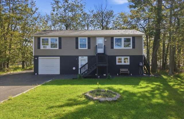1120 Knollwood Drive Gallery 2