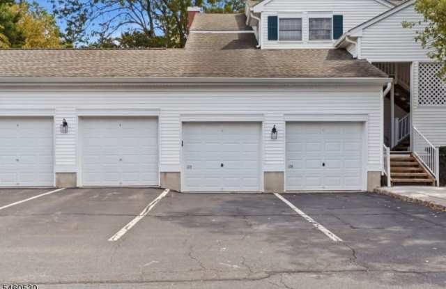 125 Smithfield Ct Gallery 1
