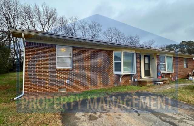 Updated 2 Bedroom, 1 Bath Duplex - 2412 J Mack Circle Southwest, Bradley County, TN 37311
