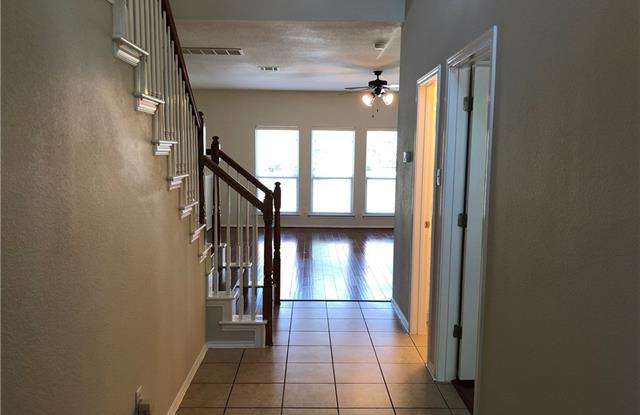 11013 Casitas DR Gallery 3