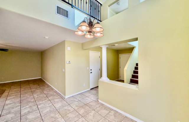Beautiful 2 story home with 3 bedrooms Gallery 4