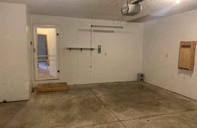 2109 Country Club Road Gallery 2