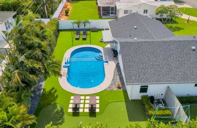 722 SW 28th Avenue, Boynton Beach, FL 33435 photos photos 722 SW 28th Avenue, Boynton Beach, FL 33435 photos photos