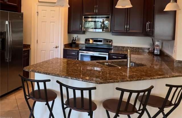 23611 Alamanda Dr Gallery 4
