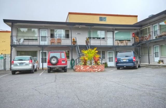 223 Dayton St Apt 8 - 223 Dayton St, Edmonds, WA 98020