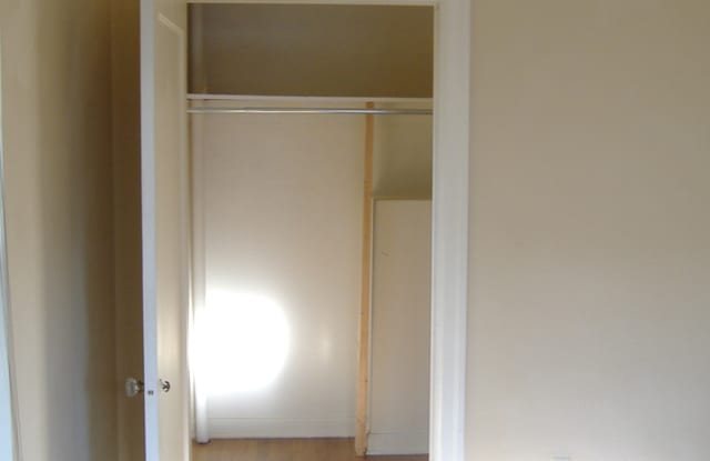 Varick Gallery 2